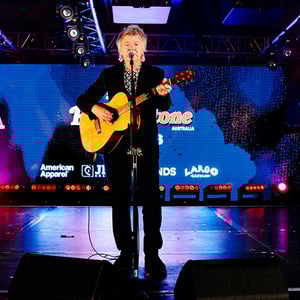 Image for Travis Praise Crowded House's Neil Finn