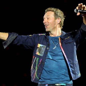 Image for Chris Martin Jokingly Warns Fans About 'Jumbotron Song' at First Coldplay Gig Since Viral Moment