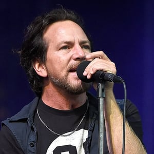 Image for Watch Eddie Vedder Cover Led Zeppelin, More at US Festival