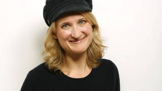 Image for Jill Sobule, Singer of History-Making 1995 Single &#8216;I Kissed a Girl,&#8217; Dies in House Fire at 66