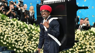 Image for André 3000 Wears a Grand Piano to Met Gala, Drops Surprise Album