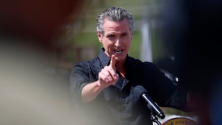Image for Trump Says It Would Be &#8216;Great&#8217; if His Admin Arrested Gavin Newsom