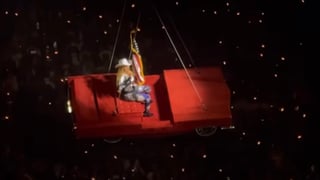 Image for Beyoncé&#8217;s Flying Car Malfunctions During Houston Concert