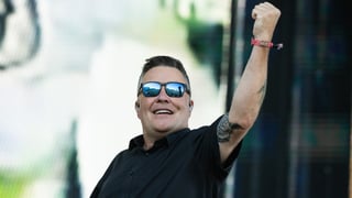 Image for Dropkick Murphys Make Trump Their Honorary &#8216;First Class Loser&#8217; During Warped Tour Set