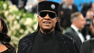 Image for Stevie Wonder Has the Perfect Response to Wild Rumour He&#8217;s Not Really Blind
