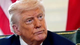 Image for Poll Shows Widespread Disapproval and Suspicion of Trump&#8217;s Handling of Epstein Files