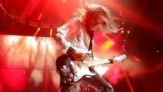 Image for Watch Joe Perry Play Aerosmith Classics With Members of Black Crowes, Stone Temple Pilots