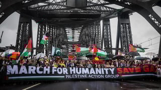 Image for Pro-Palestinian Sydney Harbour Bridge March Stopped Due to &#8216;Public Safety&#8217;