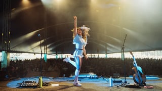 Image for Fanny Lumsden Gets Reflective on New Single &#8216;Look At Me Now&#8217;
