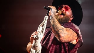 Image for &#8216;This Bloke Can Actually Sing&#8217;: NRL Head Takes Shot at AFL Over Snoop Dogg Booking