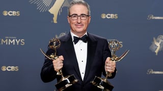 Image for John Oliver Kept His Emmys Speech Short &#8216;To Cost Nate Bargatze Money&#8217;