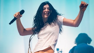 Image for Lorde Brings Out Charli XCX to Perform &#8216;Girl, So Confusing&#8217; at L.A. Show