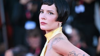 Image for Halsey Shuts Down Audience Member for Telling Her to &#8216;Stop Talking and Play&#8217;
