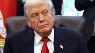 Image for Jeffrey Epstein Emails Reveal Trump &#8216;Knew&#8217; About Victims