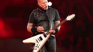Image for Metallica&#8217;s James Hetfield Greets Santa in &#8216;Twas the Night Before Christmas&#8217; Reading