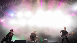 Image for Jane&#8217;s Addiction and Perry Farrell Reach Settlement After Public Apology Over Onstage Fight