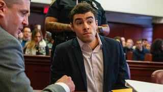 Image for Cop Who Detained Luigi Mangione Lied to Keep Him Calm: &#8216;I Knew It Was Him, Immediately&#8217;