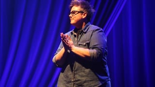 Image for Hannah Gadsby Releases Audio Album of Their NYC-Exclusive Standup Show ‘Woof!’