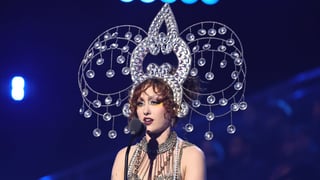 Image for Chappell Roan Says &#8216;Only Thing That Matters Is Community&#8217; at Resonator Awards