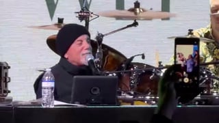 Image for Billy Joel Performs for First Time Since Brain Disorder Diagnosis