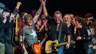 Image for Bruce Springsteen Blasts Trump at Surprise Benefit Gig: &#8216;ICE Should Get the F-ck Out of Minneapolis&#8217;
