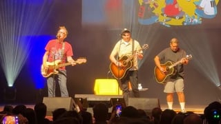 Image for Mark Hoppus Says Violent Soho Are Getting Back Together as Band Join Him on Stage in Sydney