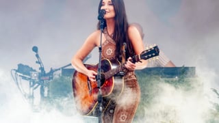 Image for Kacey Musgraves Mocks Trump&#8217;s Jesus Photo With Dolly Parton Homage