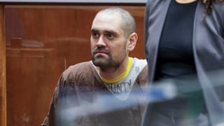 Image for Rob and Michele Reiner Autopsies Remain Incomplete as Son Appears in Court