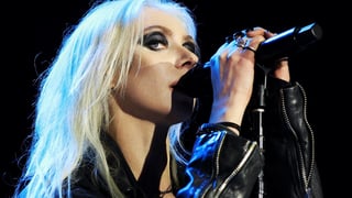 Image for &#8216;When Do My Superpowers Kick in?&#8217;: Taylor Momsen Bitten by Venomous Spider on AC/DC Tour