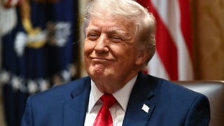 Image for Trump Officials Are Moving to Mint a $250 Bill With His Face on It