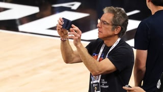 Image for Can&#8217;t Get Enough Knicks? Ben Stiller Is Making a Doc About the Team