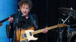 Image for Bob Dylan Shares Pros and Cons of Turning 80 in Rare Op-Ed: &#8216;You&#8217;re Harder to Program&#8217;