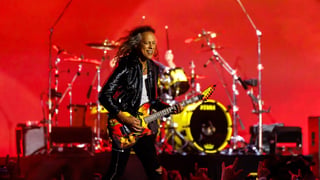 Image for Metallica&#8217;s Kirk Hammett Falls Off Stage Days After Enraging Swifties