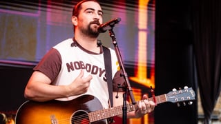 Image for Noah Kahan Asks Fans to Stop Stealing Hometown Road Sign: &#8216;Total Disrespect&#8217;