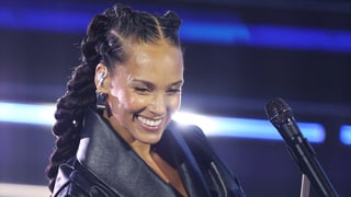 Image for OG Anunoby Tells Alicia Keys &#8216;The City&#8217;s Asking for You&#8217; Ahead of Knicks Ceremony Performance