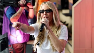 Image for Ellie Goulding Performs &#8216;Lights&#8217; at World Cup Quarterfinal Game