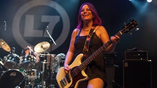 Image for Jennifer Finch, L7 Bassist, Dead at 59