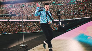 Image for Harry Styles Cancels Brazil Show Over &#8216;Health Issue&#8217;