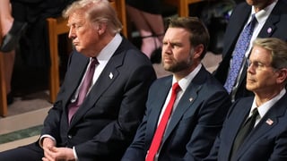 Image for Trump Can&#8217;t Help Taking a Snooze at Lindsey Graham&#8217;s Funeral