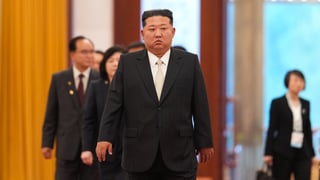Image for Trump Scales Back Military Exercises to Please Kim Jong Un