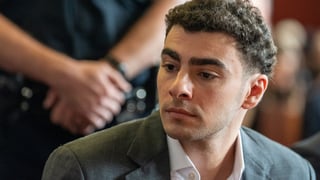 Image for Luigi Mangione Pleads Guilty in Killing of UnitedHealthcare CEO