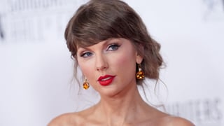 Image for Taylor Swift to Be Inducted Into Nashville Songwriters Hall of Fame