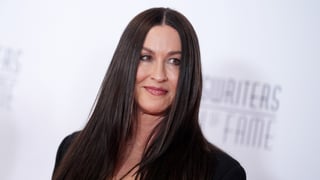 Image for Alanis Morissette Sues Former Tour Manager, Alleges &#8216;Extortionate&#8217; Threat Over Airport Drugs