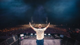 Image for Calvin Harris Sets New Record for Australia&#8217;s Biggest Electronic Headline Tour