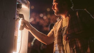 Image for &#8216;Not Quite What It Seems&#8217;: Inside Noah Kahan&#8217;s &#8216;Great Divide&#8217; Stage as Tour Hits Australia