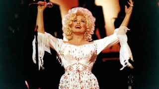 Image for CMA&#8217;s Dolly Parton Tribute Will Star Ella Langley, Reba McEntire, and Brad Paisley