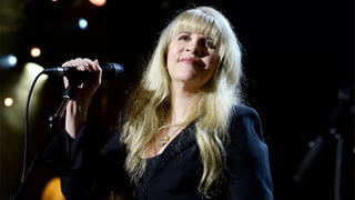 Image for WATCH: Stevie Nicks Performs Fleetwood Mac Song for First Time Since the &#8217;80s