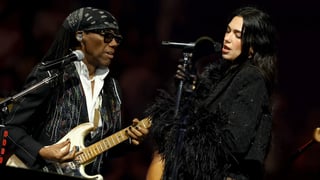 Image for Chic&#8217;s Nile Rodgers Joins Dua Lipa on Stage for Surprise Performance