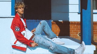 Image for Machine Gun Kelly Surpasses 1 Billion Streams in Australia