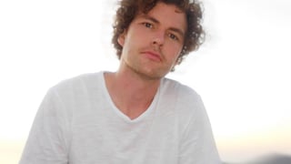 Image for From 32,000 Fans to 300: Vance Joy’s Wild Weekend with The Lumineers and a Secret NYC Gig